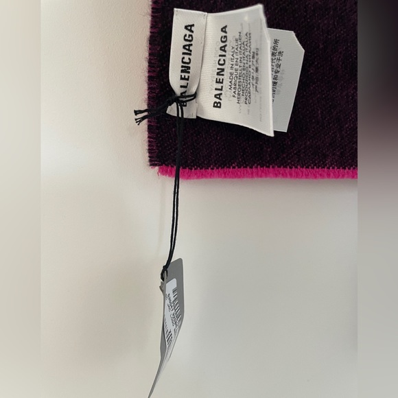 Balenciaga - New Wool Scarf NWT - Picture 2 of 2